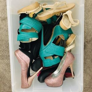 Bundle of 10 pairs of women’s shoes in size 7